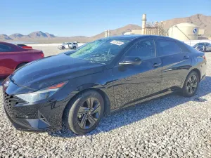 Hyundai Elantra 2.0L 4 2021