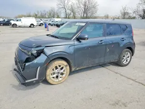 Kia Soul 2.0L 4 2025