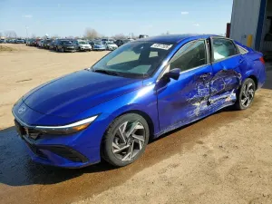Hyundai Elantra 2.0L 4 2024