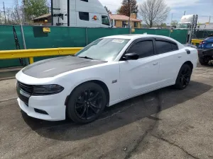 Dodge Charger 5.7L 8 2017