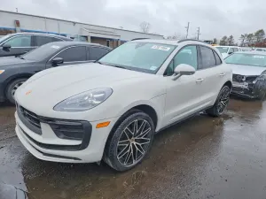 Porsche Macan 2.0L 4 2025