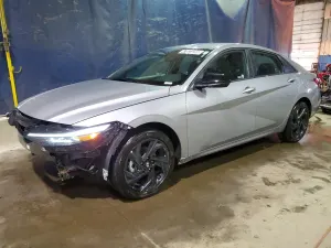 Hyundai Elantra 2.0L 4 2026
