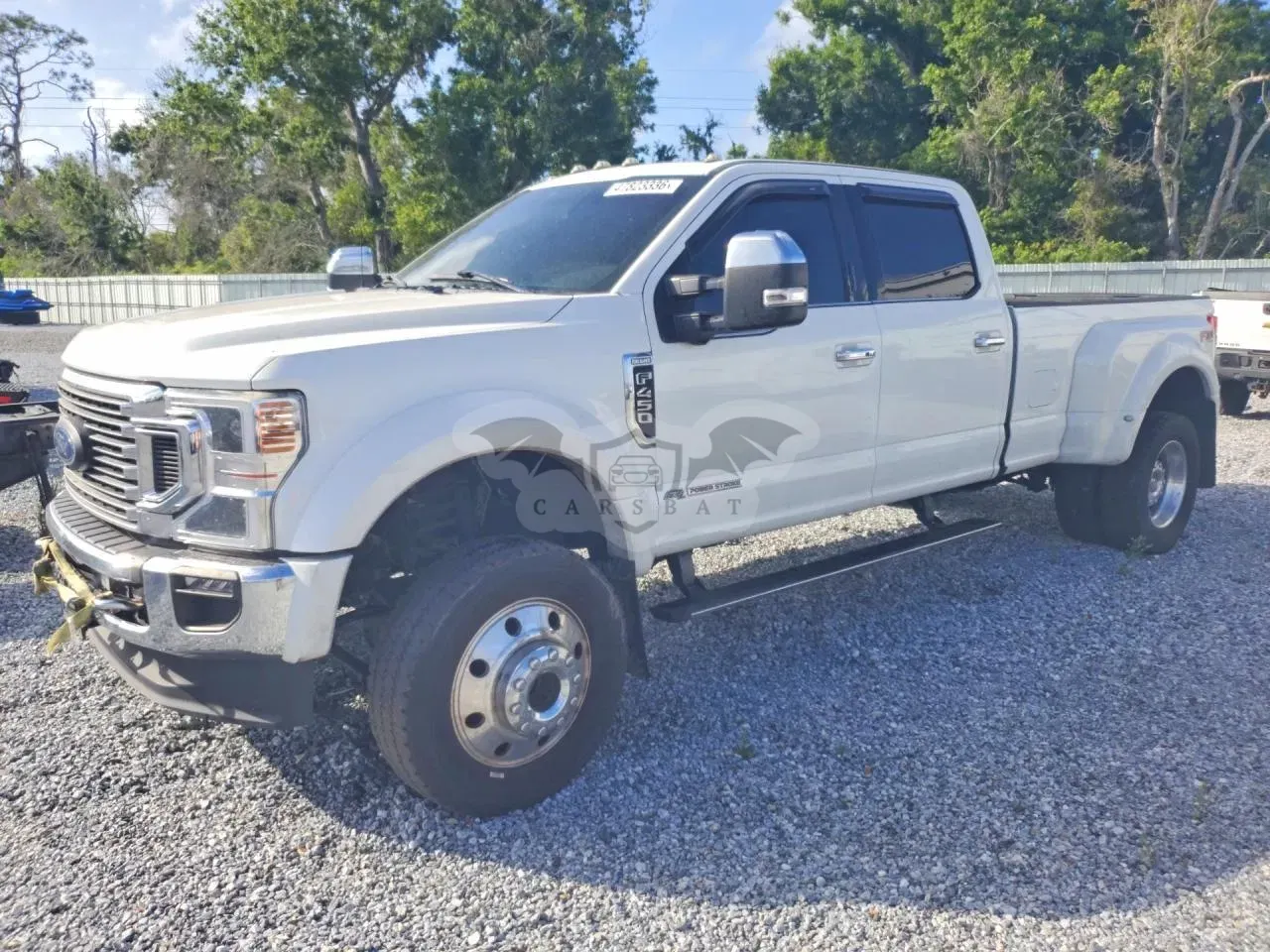 Ford F-450 6.7L 8 2020