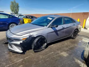 Hyundai Elantra 2.0L 4 2026