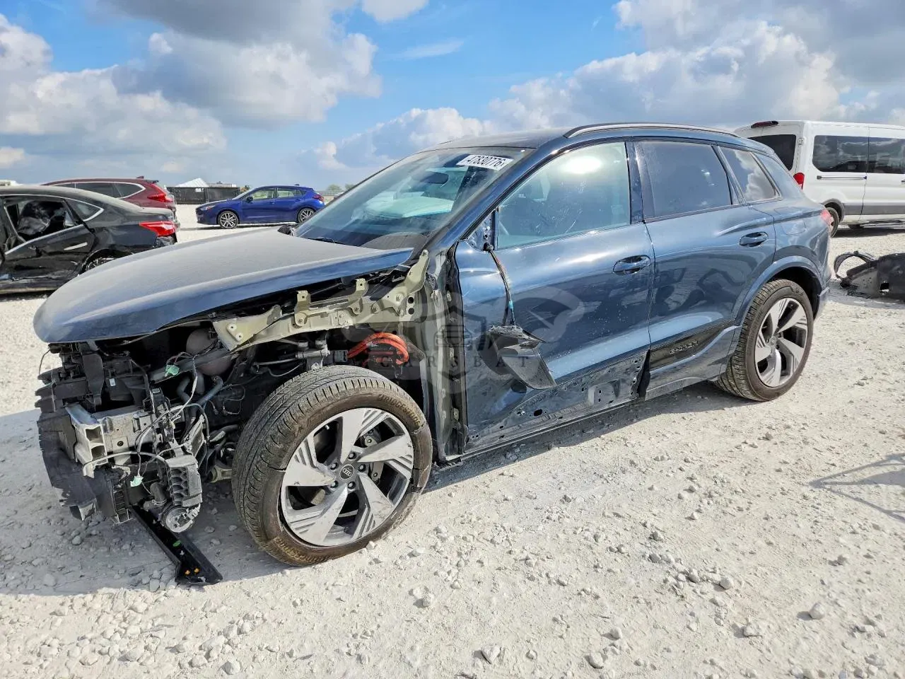 Audi Q6 e-tron 2025