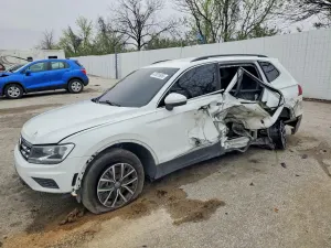 Volkswagen Tiguan 2.0L 4 2021