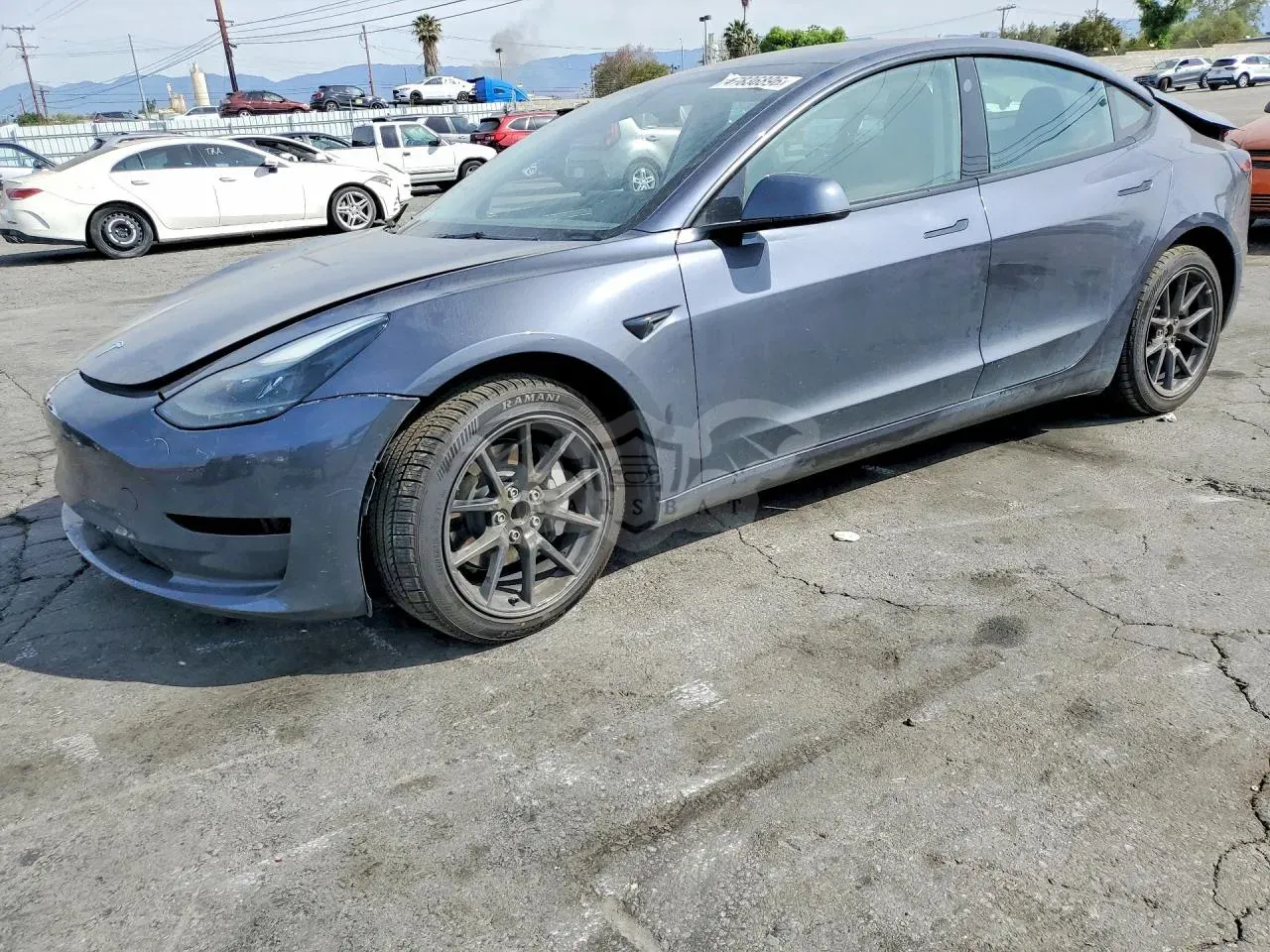Tesla Model 3 2023