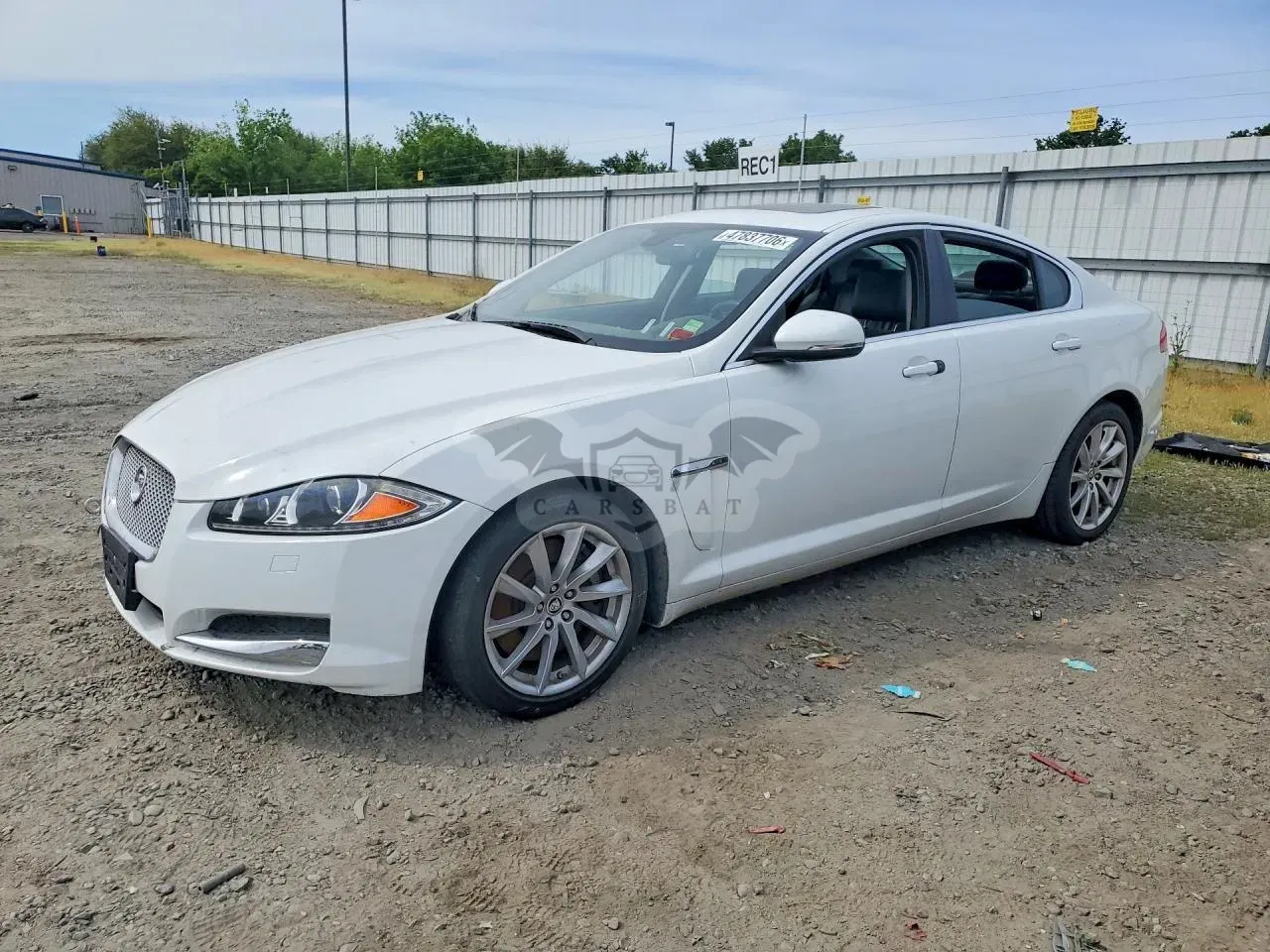 Jaguar XF 2.0L 4 2013