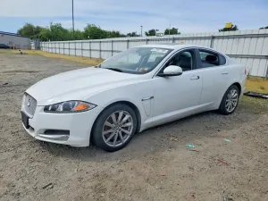 Jaguar XF 2.0L 4 2013