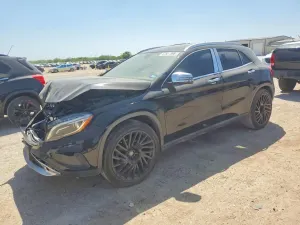 Mercedes-Benz GLA 2.0L 4 2015