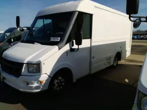 Isuzu NPR 3.0L 4 2012