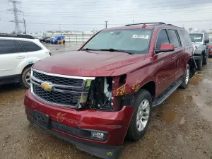 Chevrolet Suburban 5.3L 8 2016