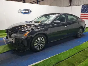 Nissan Altima 2.5L 4 2024