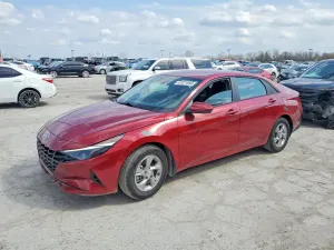 Hyundai Elantra 2.0L 4 2023
