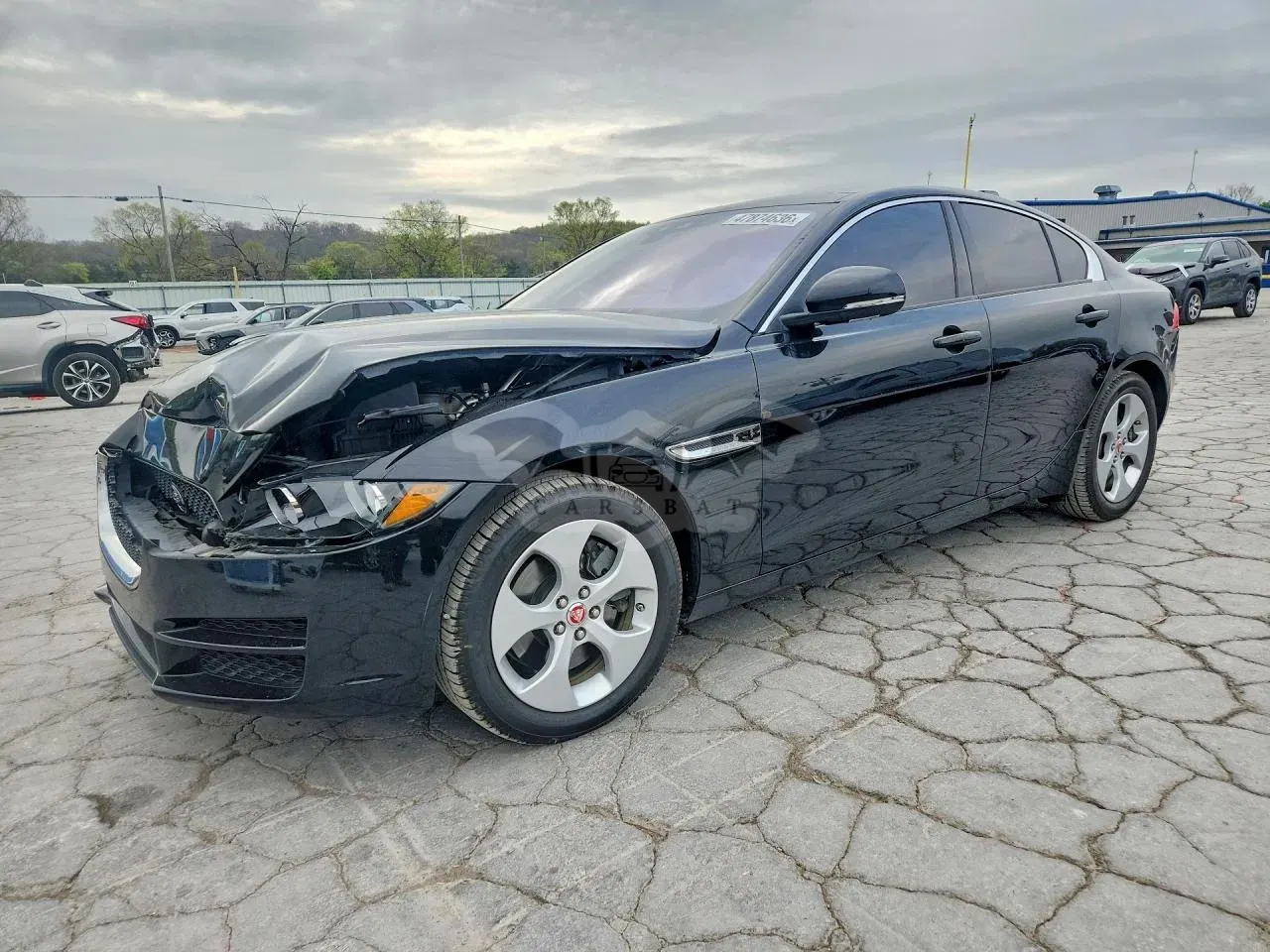 Jaguar XE 2.0L 4 2017