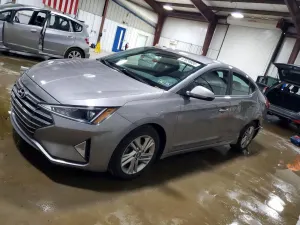 Hyundai Elantra 2.0L 4 2020
