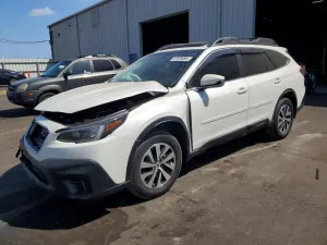 Subaru Outback 2.5L 4 2022