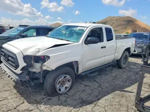 Toyota Tacoma 2.7L 4 2021