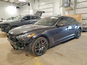 Kia Stinger 3.3L 6 2022