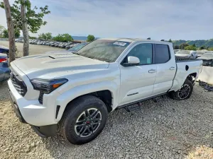 Toyota Tacoma 2.4L 4 2025