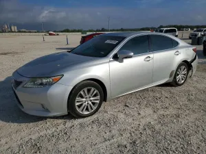 Lexus ES 3.5L 6 2015