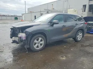 Toyota Highlander 2.4L 4 2023