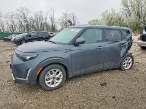 Kia Soul 2.0L 4 2025