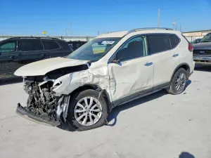 Nissan Rogue 2.5L 4 2017