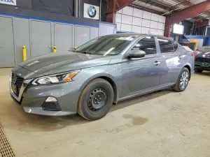 Nissan Altima 2.5L 4 2021