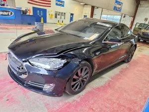 Tesla Model S 2016