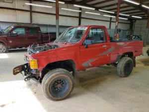 Toyota Hilux 2.4L 4 1988