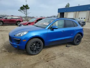 Porsche Macan 2.0L 4 2017