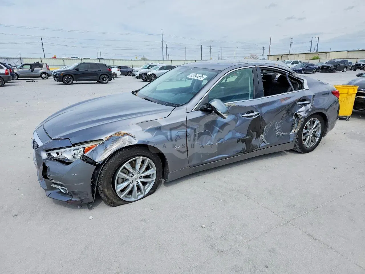 Infiniti Q50 3.7L 6 2015
