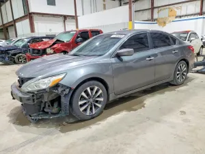 Nissan Altima 2.5L 4 2017