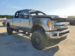 Ford F-250 6.7L 8 2017
