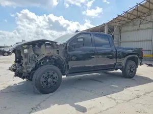 Chevrolet Silverado 1500 6.6L 8 2024