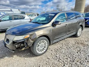Lincoln MKT 3.7L 6 2011