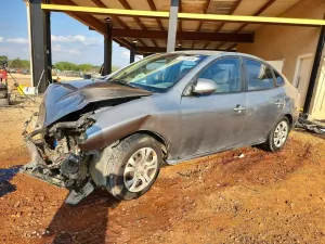 Hyundai Elantra 2.0L 4 2010