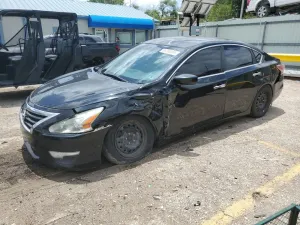 Nissan Altima 2.5L 4 2015