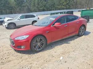 Tesla Model S 2013