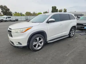 Toyota Highlander 3.5L 6 2016