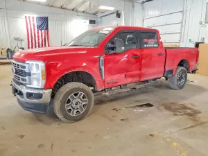 Ford F-250 6.7L 8 2025