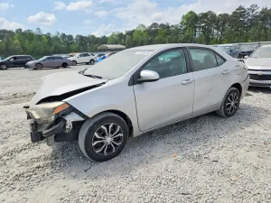 Toyota Corolla 1.8L 4 2015