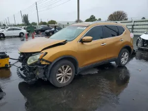 Nissan Rogue 2.5L 4 2015