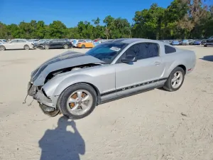 Ford Mustang 4.0L 6 2007
