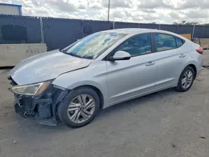 Hyundai Elantra 2.0L 4 2019