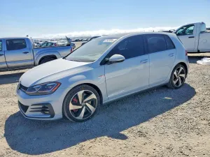 Volkswagen Golf 2.0L 4 2019