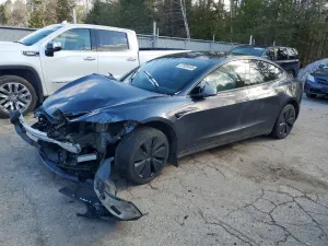 Tesla Model 3 2024