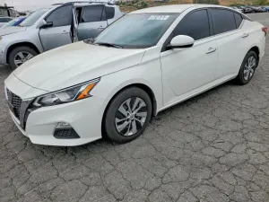 Nissan Altima 2.5L 4 2020
