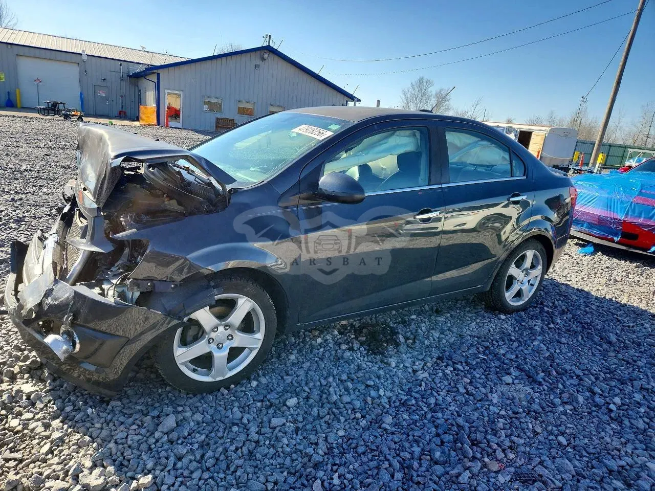 Chevrolet Aveo (Sonic) 1.4L 4 2015